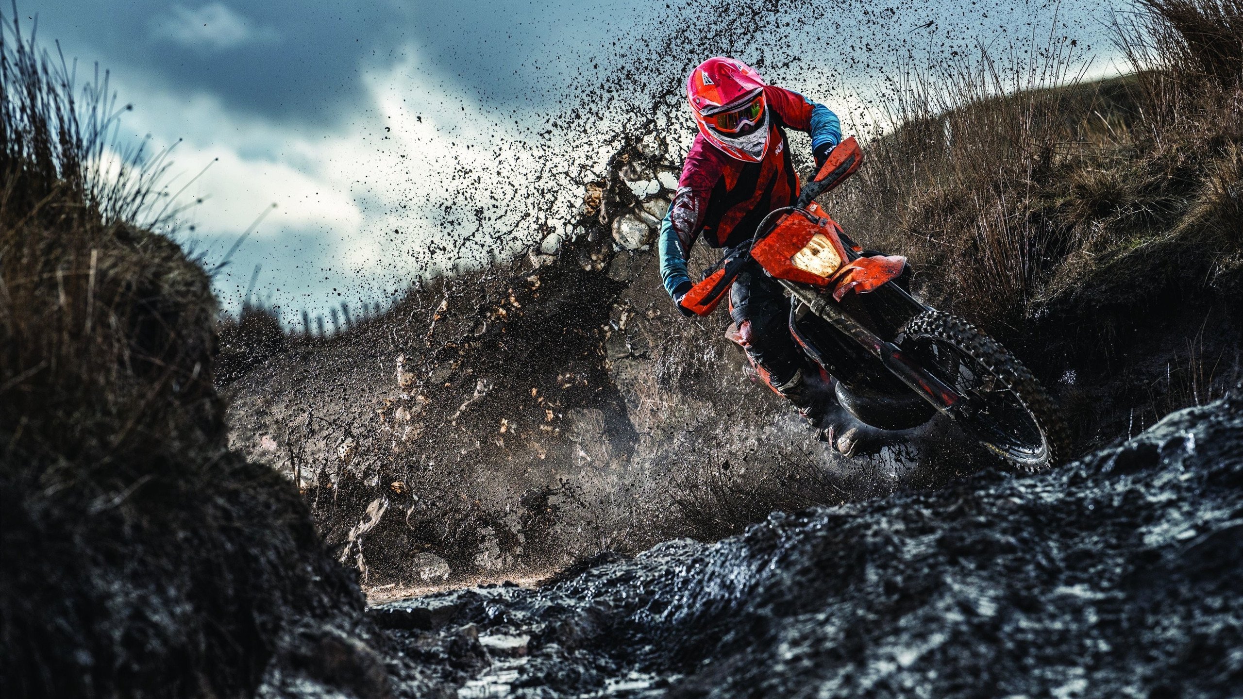 中国男足在巴黎奥运会上表现出色,晋级四强,中国男足打进奥运会